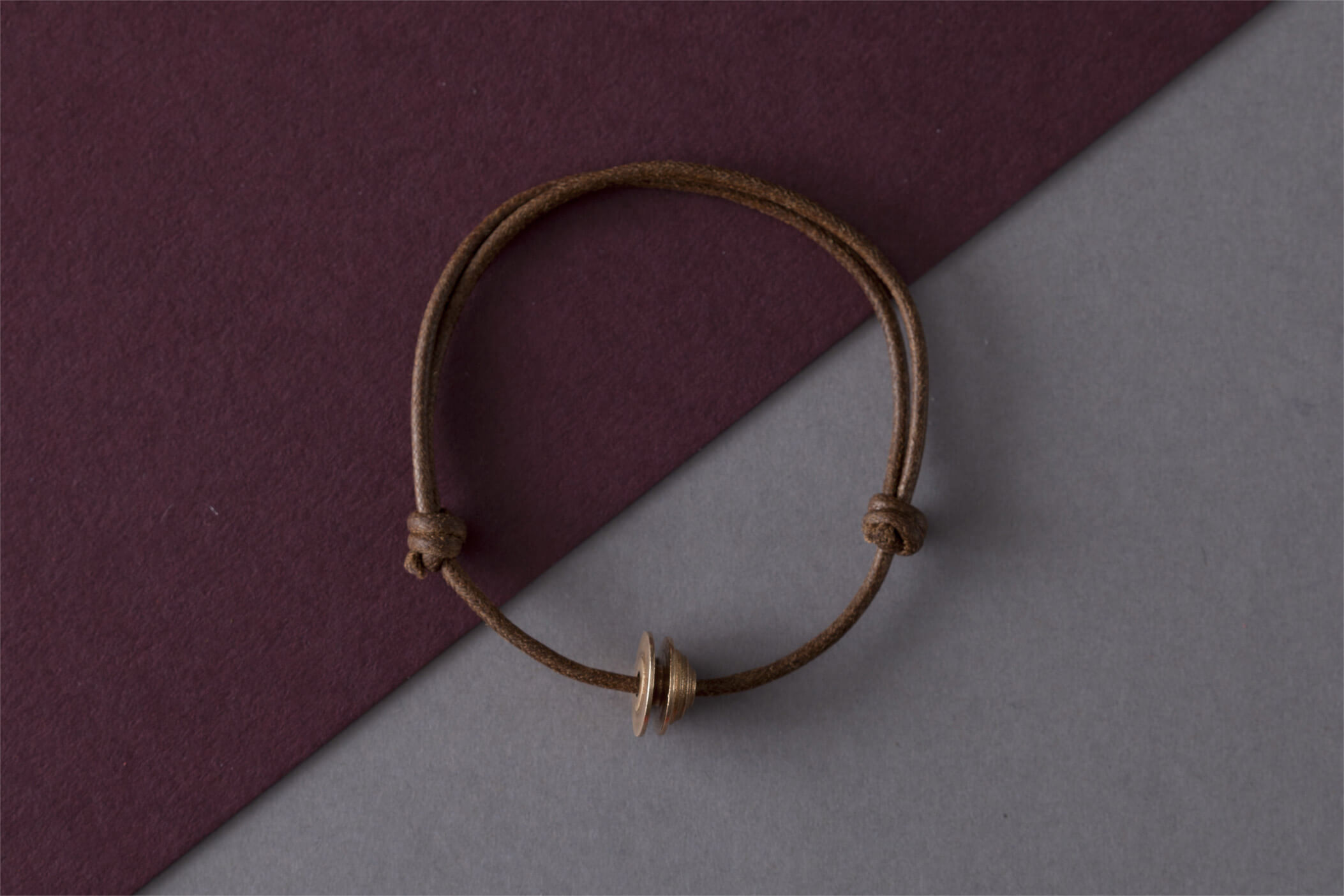 Bracciale in bronzo chiusura con nodi